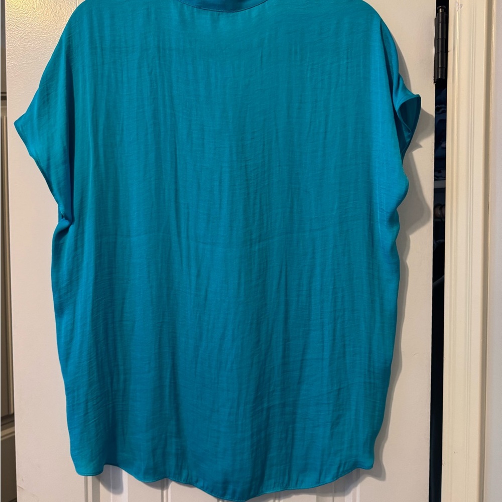 Blue Relaxed Ribbed Blouse - Picture 2 of 2